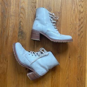 FRYE BOOTS - SABRINA